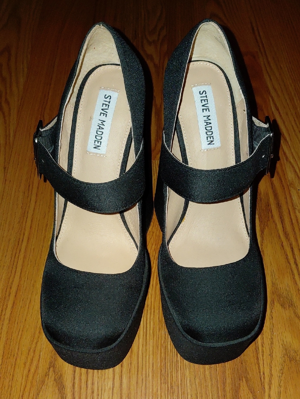Steve Madden Black Mary Jane Platform Pumps